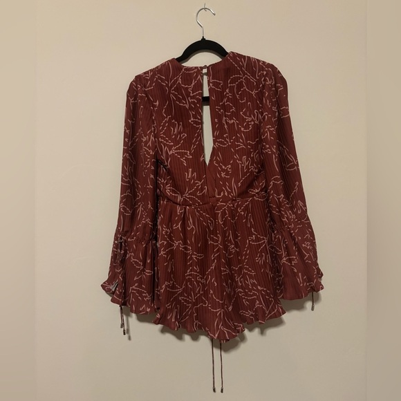 NEW | CMEO COLLECTIVE | Dream Chaser Playsuit | Size XS - Picture 11 of 11